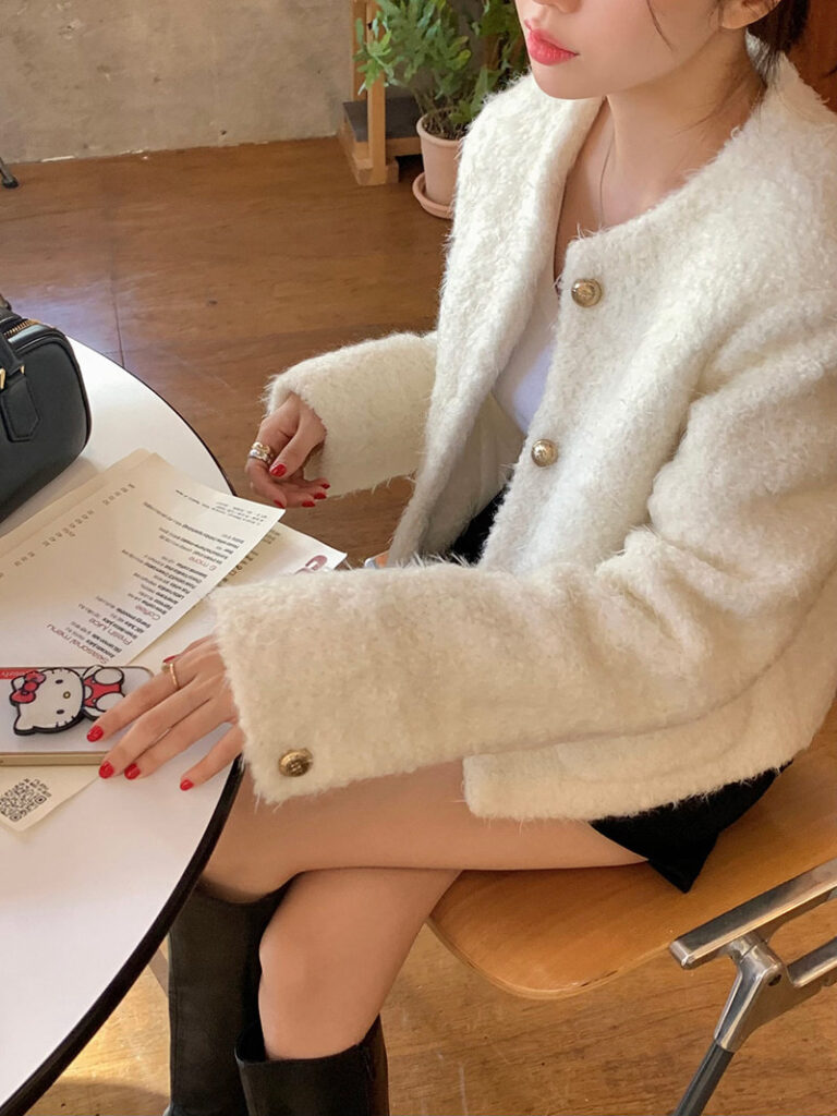 Women's Retro Elegant Single-Breasted Wool Coat
