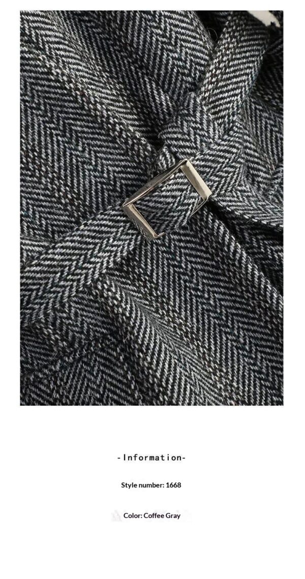 Sophisticated Wool Blazer For Women - Image 14
