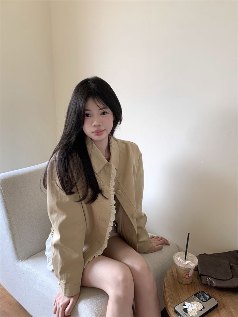 Womens Fashion Patchwork Lace Collar Short Coat