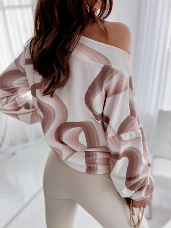 FallWinter Long-sleeve Relaxed-fit Drop-shoulder Top With A Leopard Print - Image 10