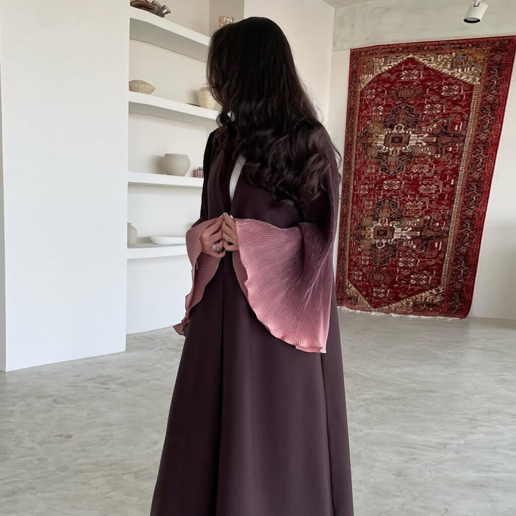 Arabian Dubai Chiffon Pleated Flared-Sleeve Color-Block Coat For Women
