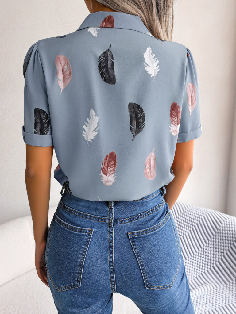 Elegant Womens Blazercollar Feather Top With A RelaxedShortsleeve Design