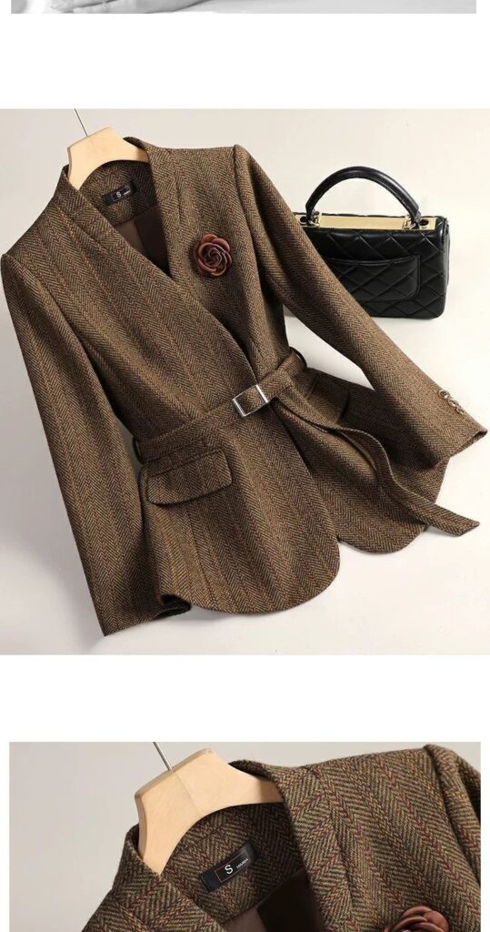 Sophisticated Wool Blazer For Women