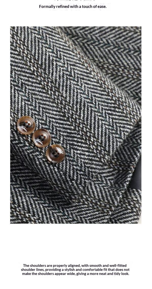 Sophisticated Wool Blazer For Women - Image 7