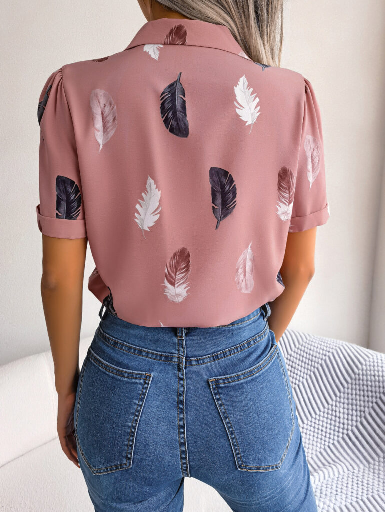 Elegant Womens Blazercollar Feather Top With A RelaxedShortsleeve Design