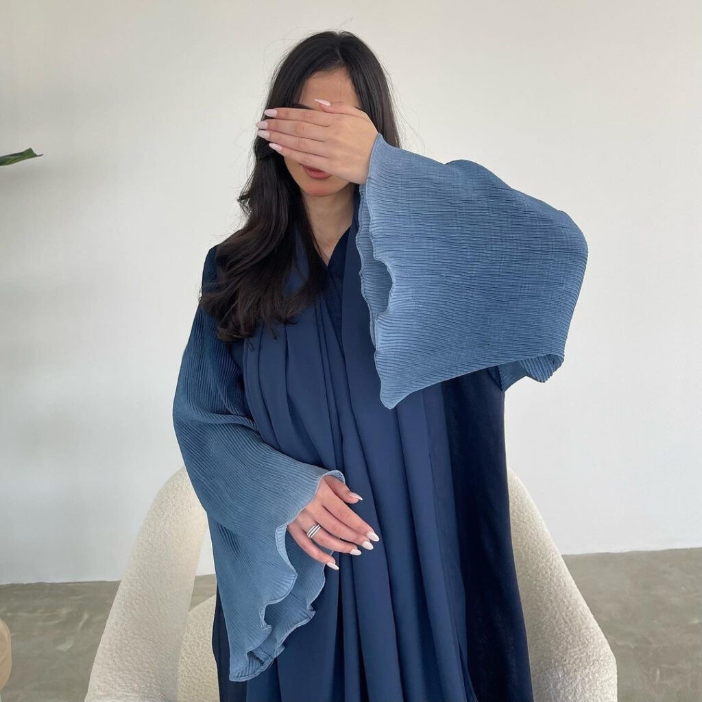 Arabian Dubai Chiffon Pleated Flared-Sleeve Color-Block Coat For Women