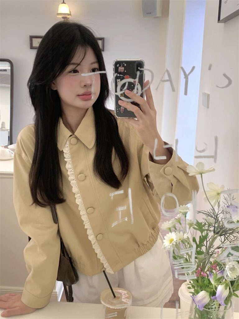 Womens Fashion Patchwork Lace Collar Short Coat
