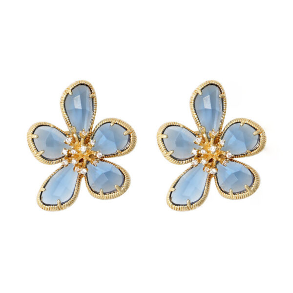 Fashion Temperament Female Flower Earrings - Image 5