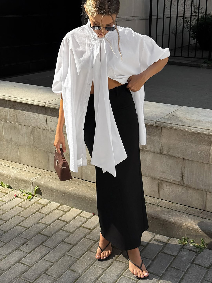 Loose-fitting Long-sleeved White Shirt With A Flowy Collar - Image 1