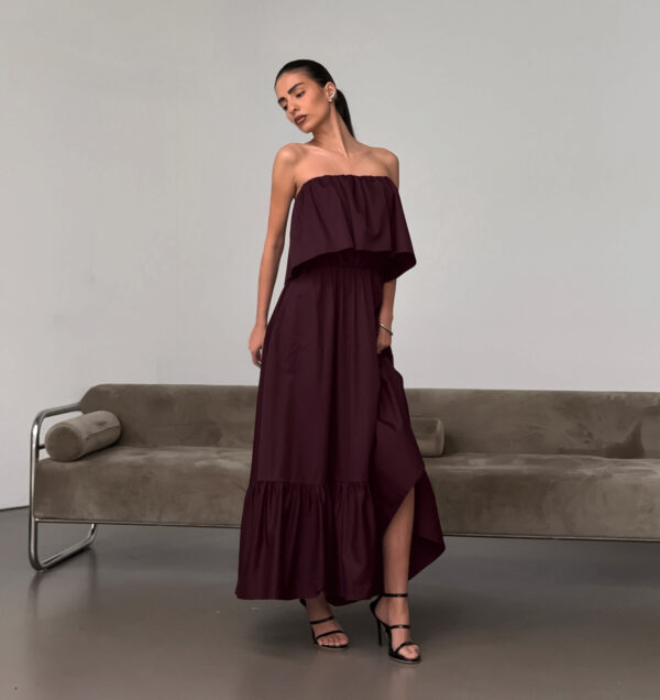Fashionable Ruffled Strapless Dress - Image 8