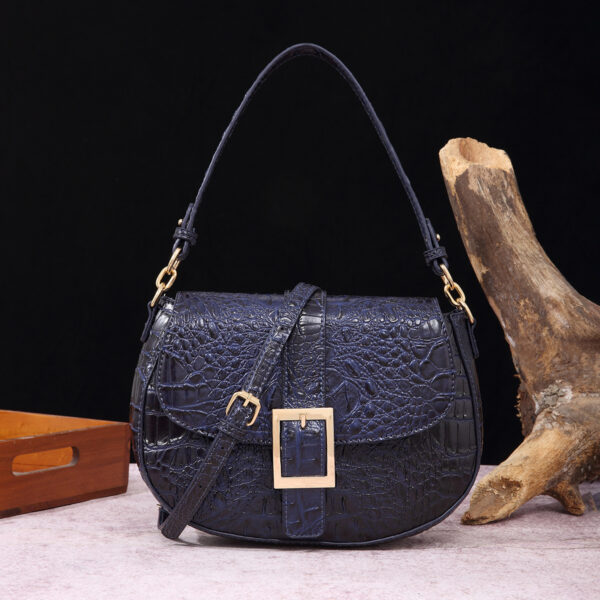 Handheld armpit crossbody baguette women's bag - Image 7