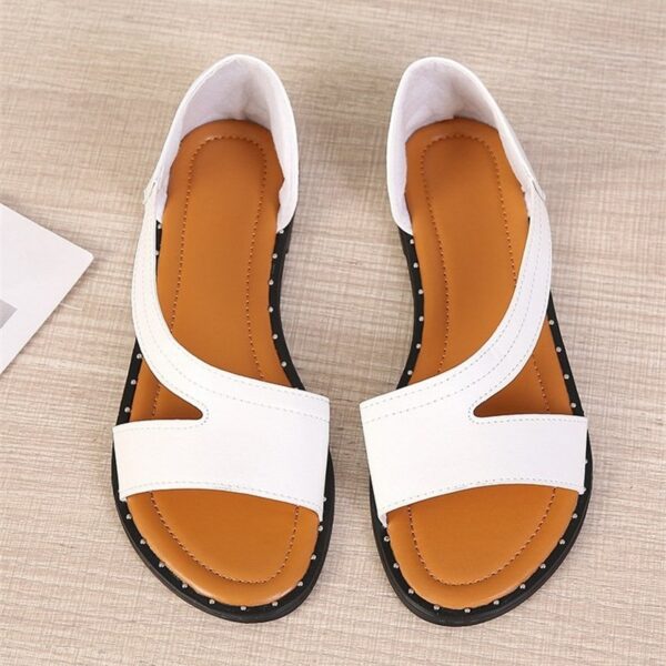 Outerwear Flat Large-size Fashion Sandals For Women - Image 4