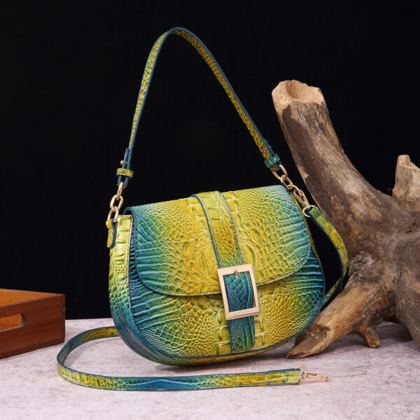 Handheld armpit crossbody baguette women's bag - Image 10