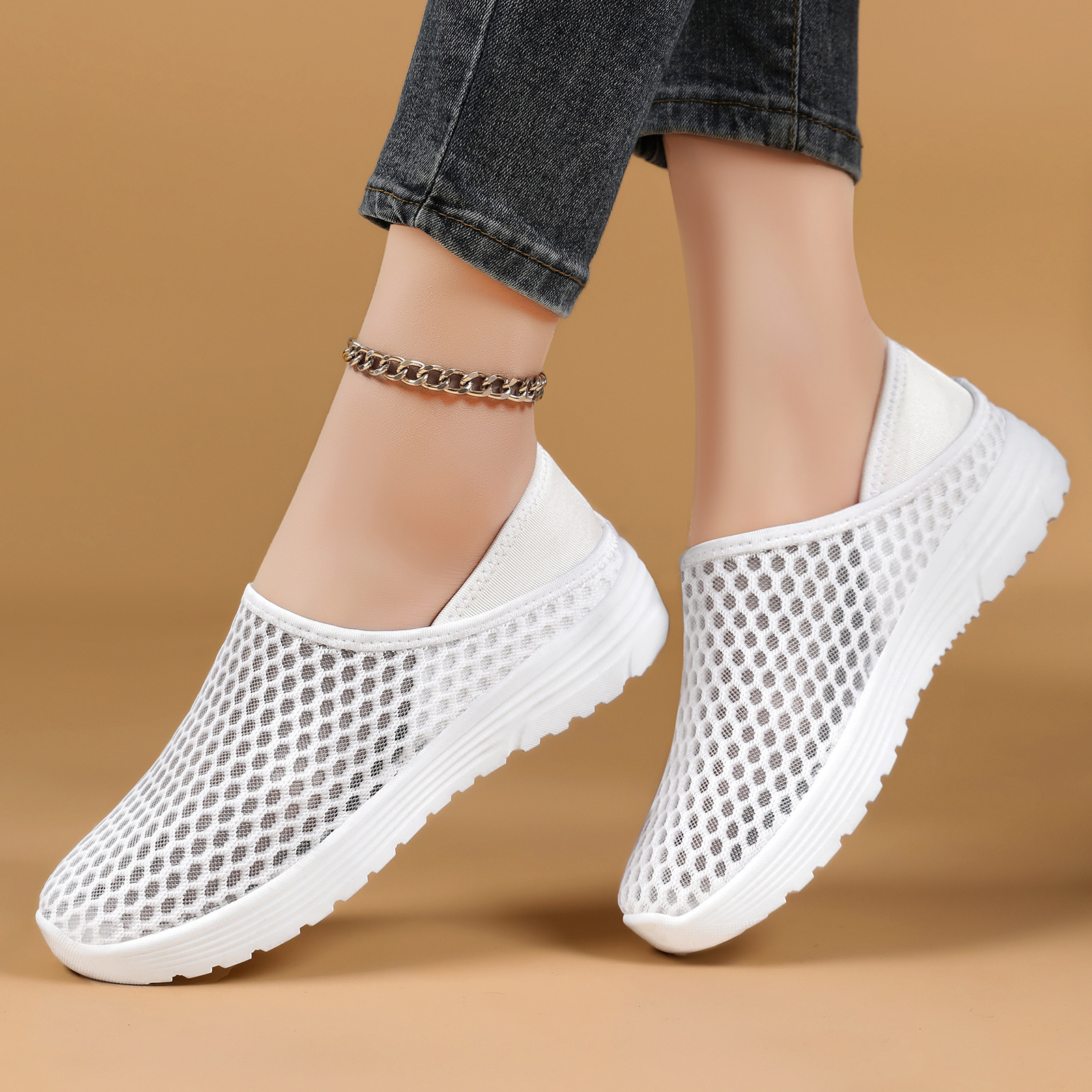 Large Size Lightweight Breathable Mesh Hole Half Slippers - Image 8