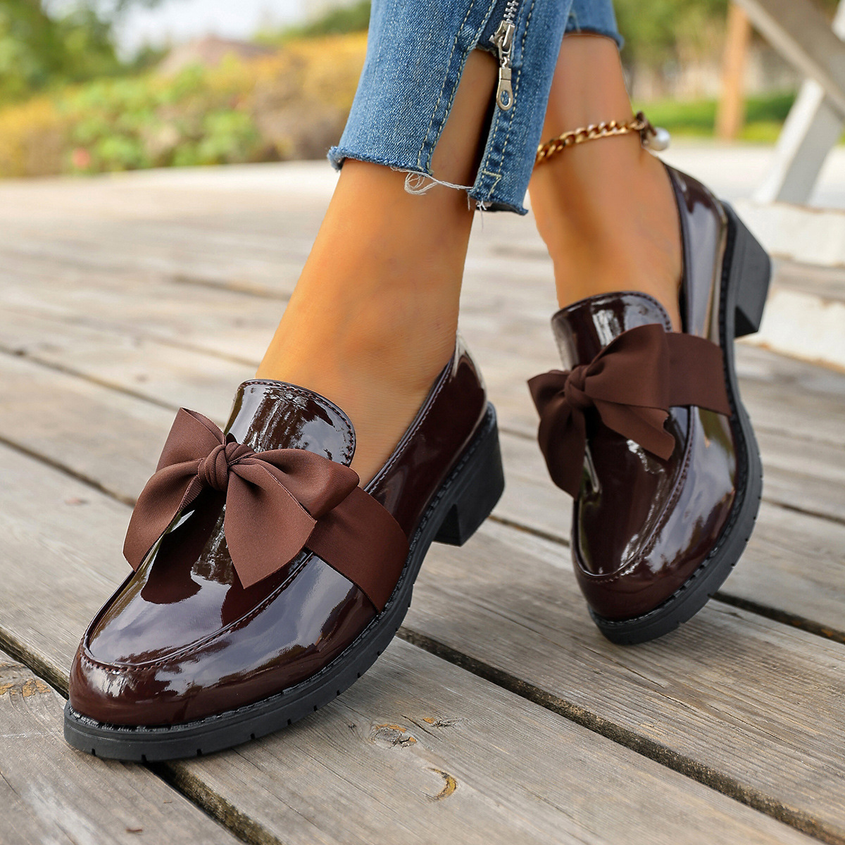 Plus-size Bow-knot Slip-on Loafers For Women - Image 2