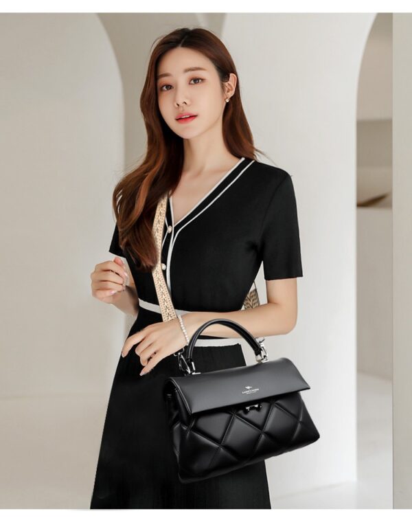 Ladies' Handheld Cross Shoulder Bag - Image 19