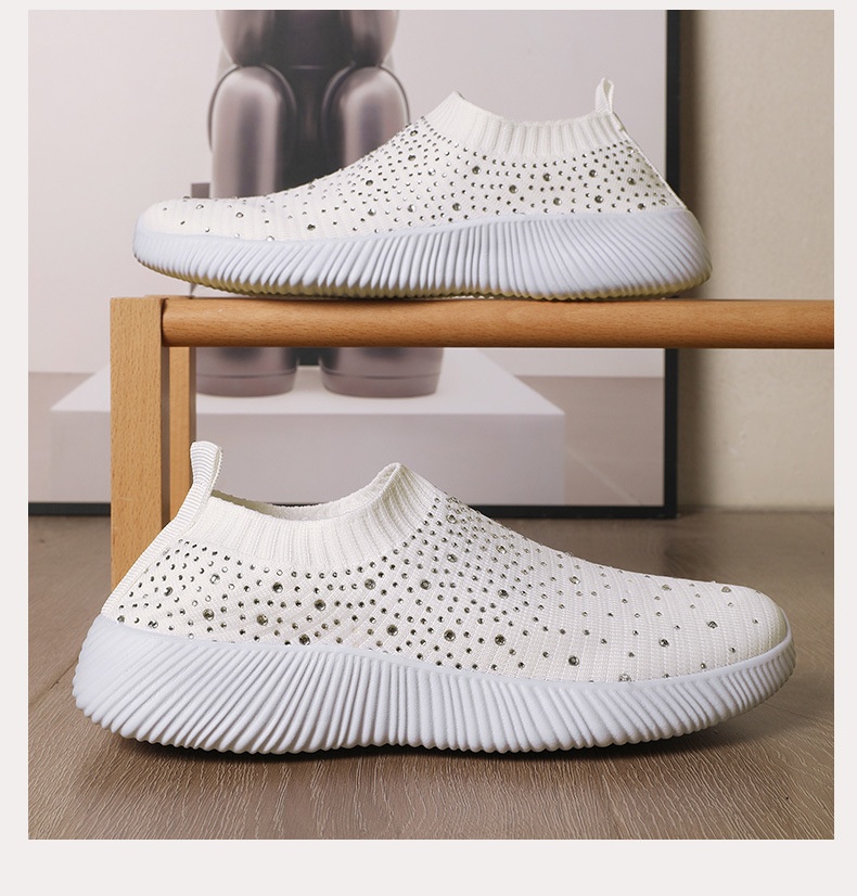 Plus-size Lightweight MD-soled Flyknit Stretchy Casual Shoes