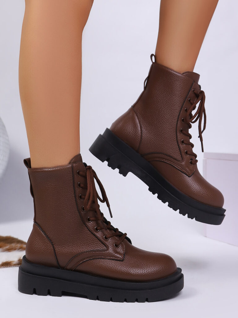 Women's Round-toe Plus-size Lace-up Chunky-sole Ankle Boots