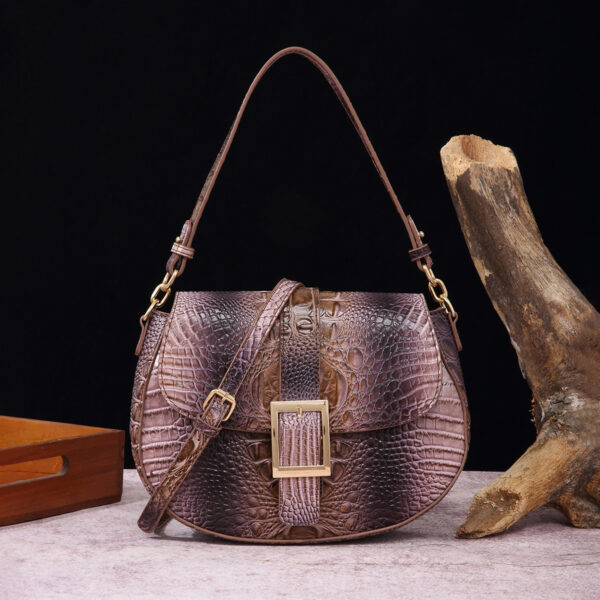 Handheld armpit crossbody baguette women's bag - Image 21