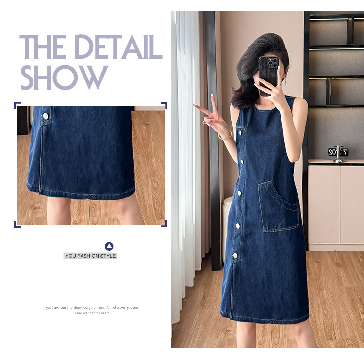 Loose-fitting Straight-cut Dress - Image 10