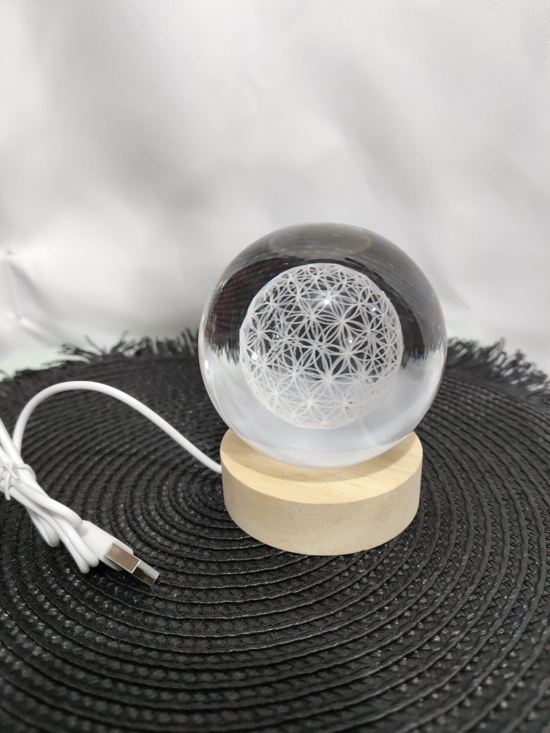 Luminous Starry Sky And Planets Moon Moon Crystal Ball Small Night Lamp Projection Ambience Light Creative Gift New Strange Gift - Image 11