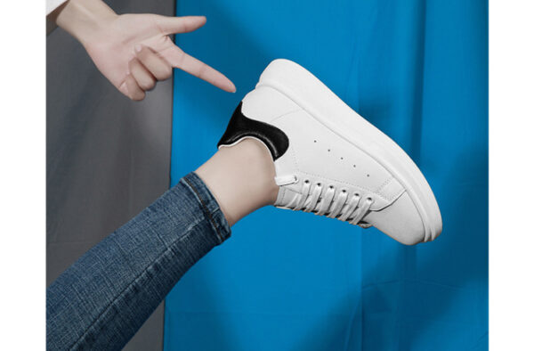 Korean-style Casual Invisible-heeled White Sneakers For Men Autumn Season - Image 16