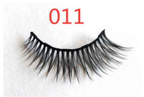 A Pair Of False Eyelashes With Magnets In Fashion - Image 51