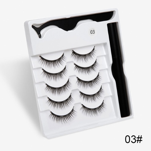 A Pair Of False Eyelashes With Magnets In Fashion - Image 82