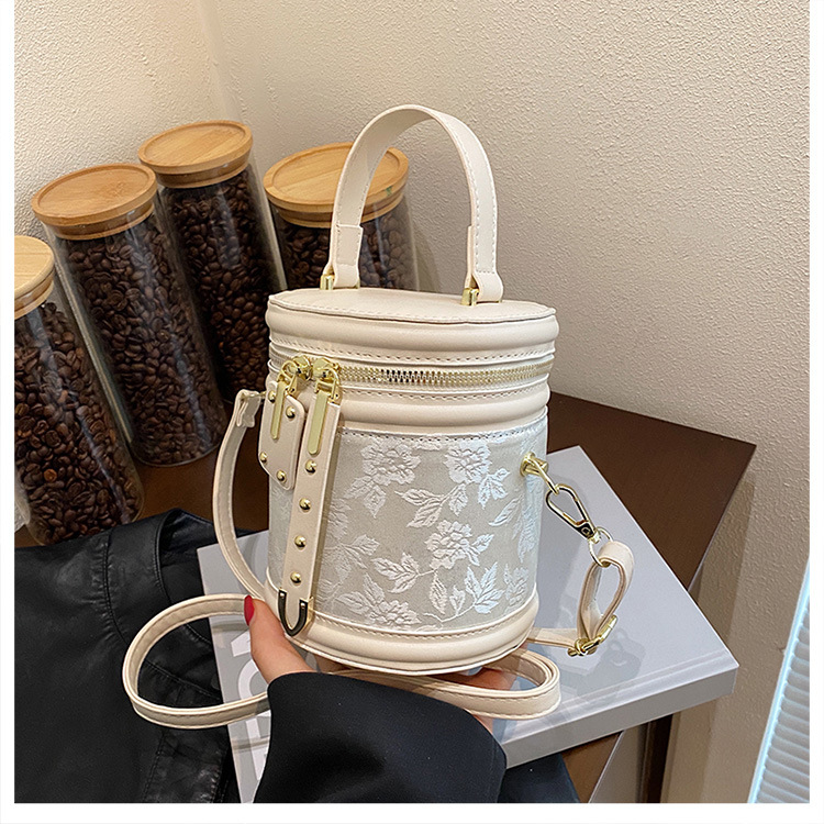 Versatile Handheld Shoulder Crossbody Bag - Image 14