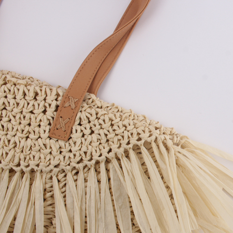 New Semi-circular Tassel Straw Shoulder Bag With Tassels And Paper Trim