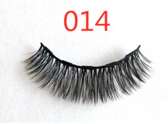 A Pair Of False Eyelashes With Magnets In Fashion - Image 28