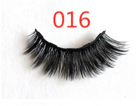 A Pair Of False Eyelashes With Magnets In Fashion - Image 61