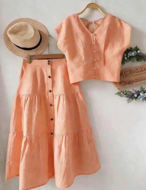 Gentle Style V-neck Button-down Sleeveless Top And High-waisted Skirt Set For Women - Image 6