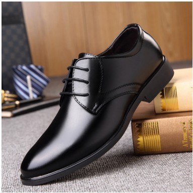 Black Shoes With Pointed Toe For Men - Image 22