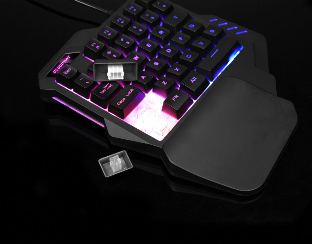 Mobile gaming computer keyboard