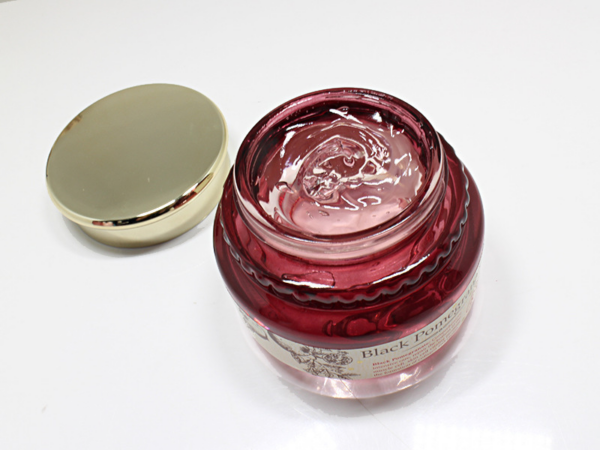 Pomegranate Skin Care Moist Soft Skin Moisturizing Water - Image 11