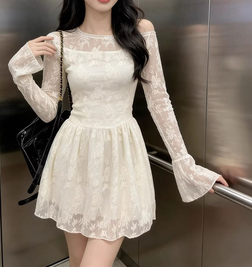 Korean-style Milk Apricot Long-Sleeve Lace Patchwork Dress