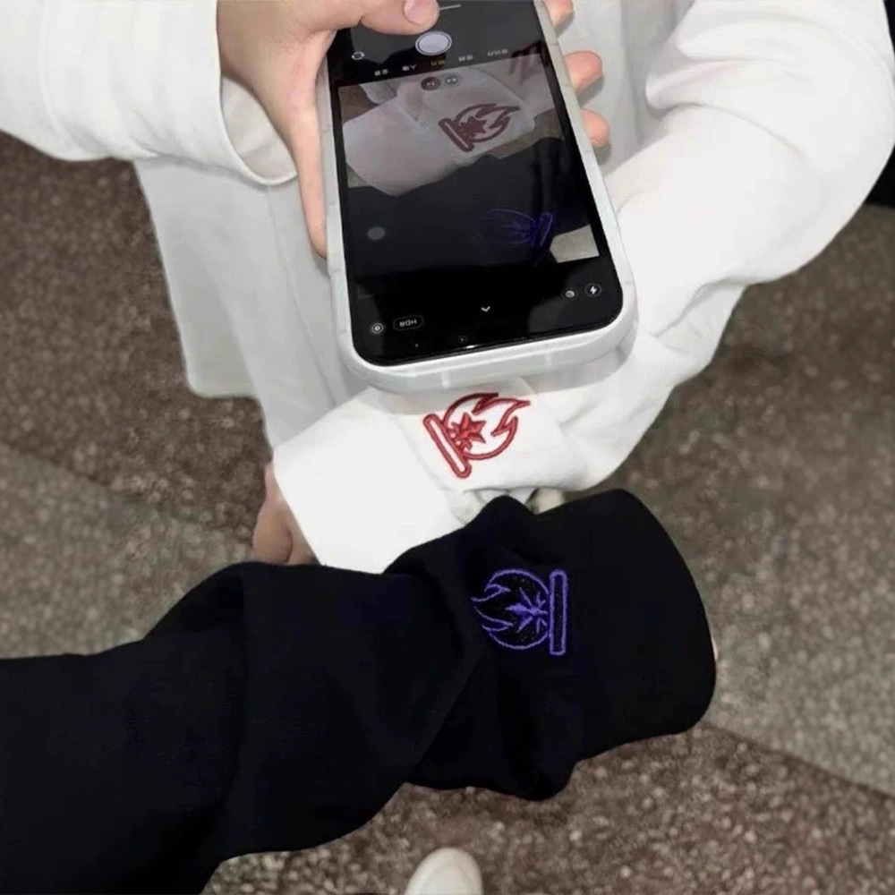 Mainstream Street-style Long-sleeve Base-layer Hoodie - Image 5