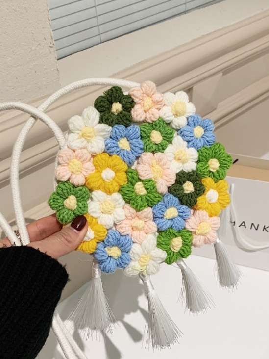 Ethnic Fluffy Bag For Women, Fashion Trend, Floral Small Round Bag, Stylish And Versatile, Can Be Worn On One Shoulder Or Cross-body - Image 2