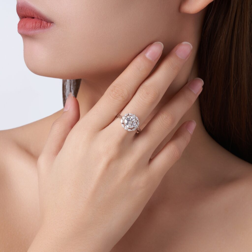 2-carat Luxury Fashion Minimalist Trend Jewelry Silver Ring Set With Top-quality Morganite, Made Of S925 Silver With Electroplated Platinum.