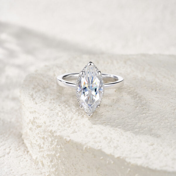 Engraved With Top-quality Moissanite, This Luxurious And Fashionable Minimalist Jewelry Set Features Exquisite Silver Accessories For Ladies. Made Of S925 Silver With Electroplated Platinum. - Image 4