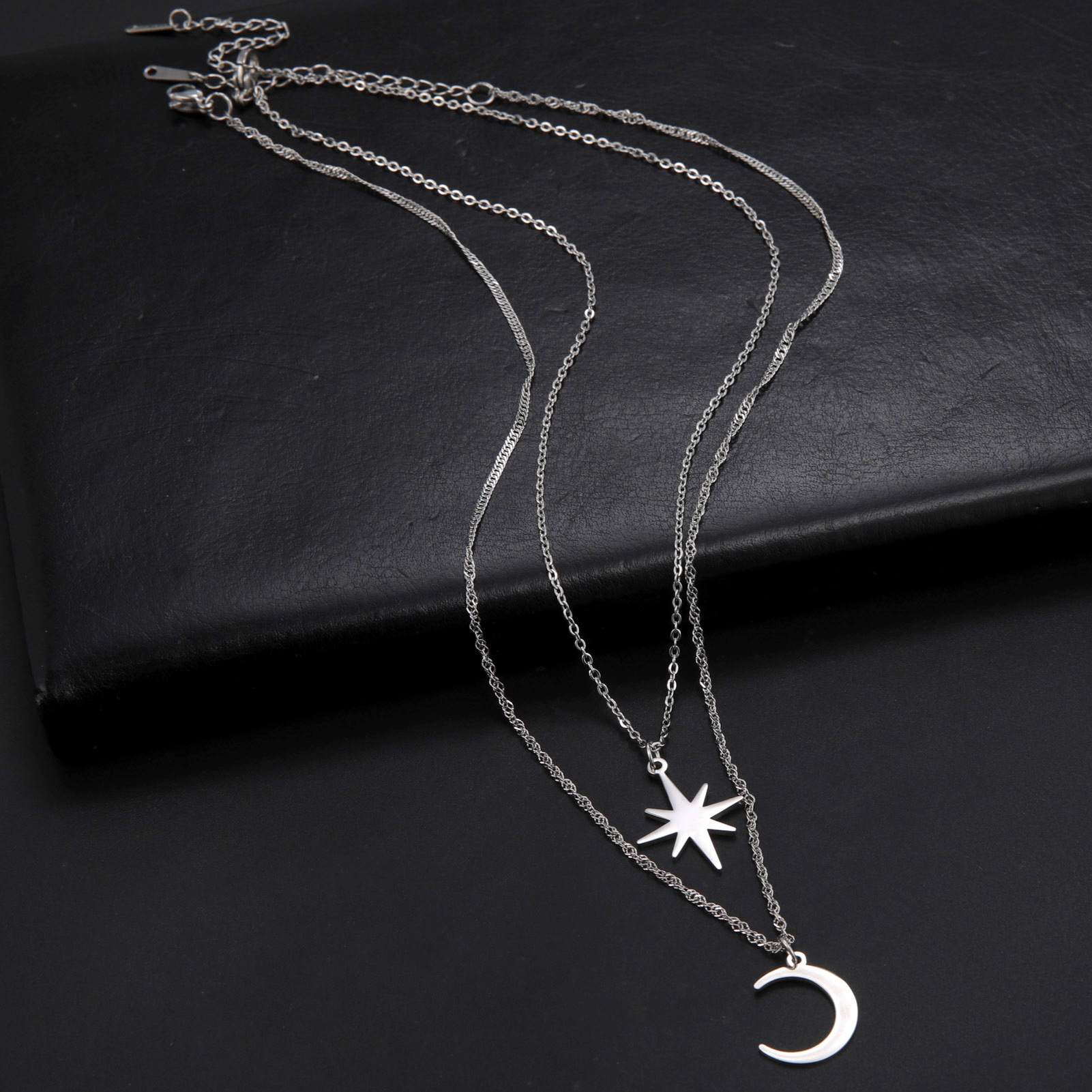Japan-Korea Style Trendy Titanium Steel Cutout Fashionable Minimalist Clavicle Chain - Image 4