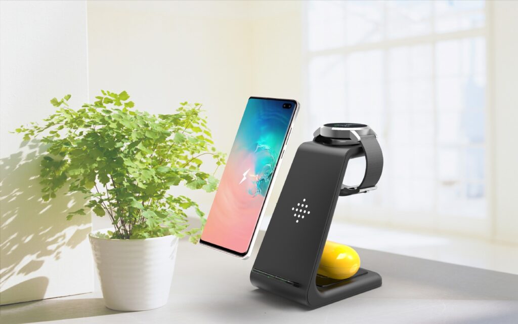 3 In 1 Fast Charging Station Wireless Charger Stand Wireless Quick Charge Dock For Phone Holder