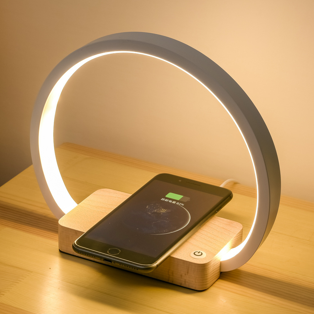 Multifunctional table lamp - Image 1