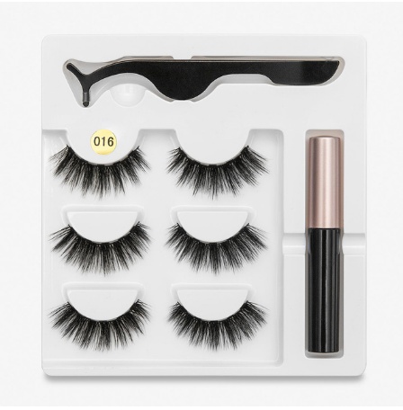 A Pair Of False Eyelashes With Magnets In Fashion - Image 33