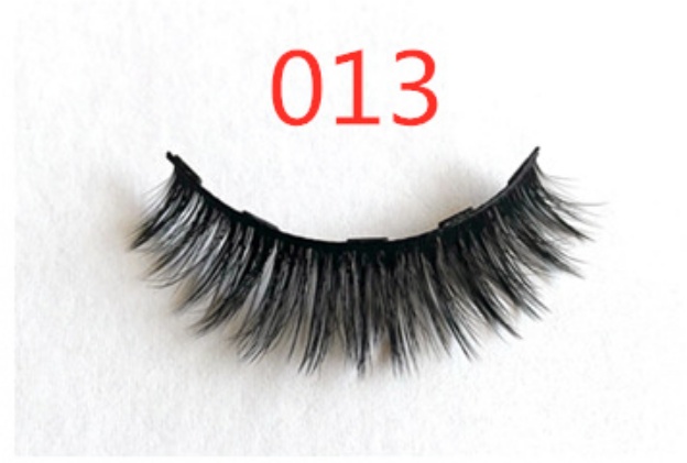 A Pair Of False Eyelashes With Magnets In Fashion - Image 26