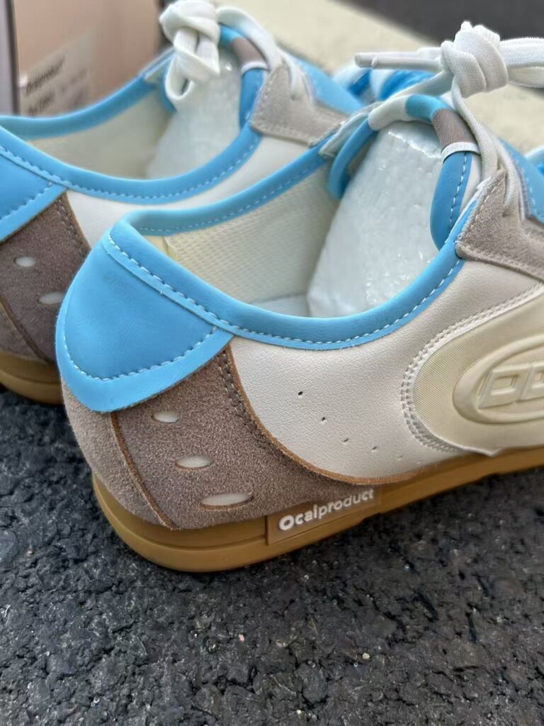 High-end Contrast-color Design Casual Flat Shoes For Commuting
