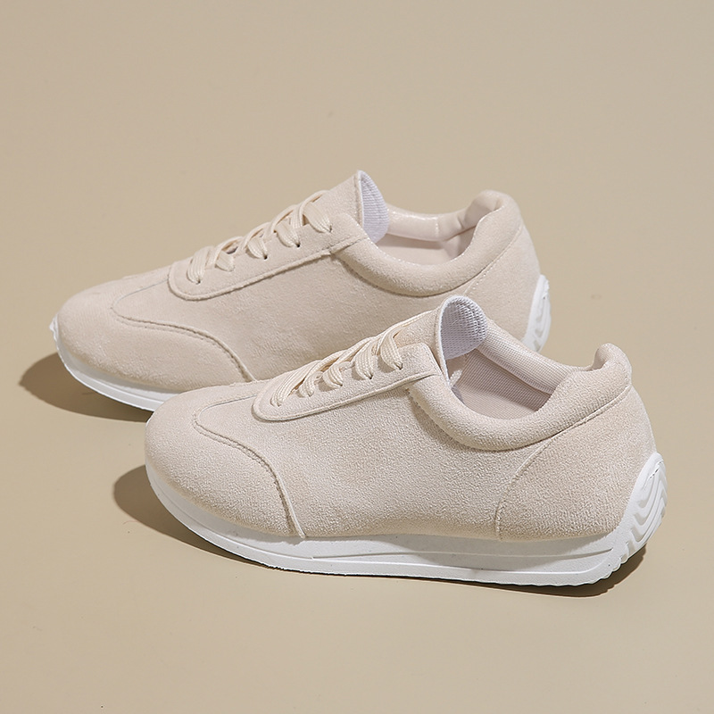 Plus-size Women's Leather Lace-up Casual Sneakers