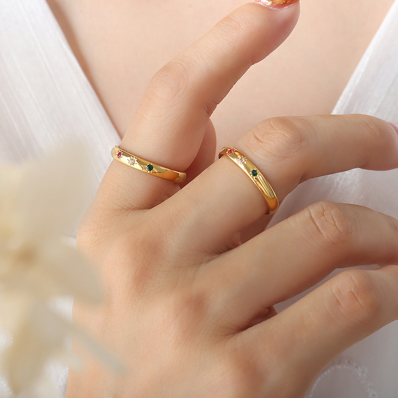 Titanium Steel Plain Band Ring With Zircon Inlays - Image 1