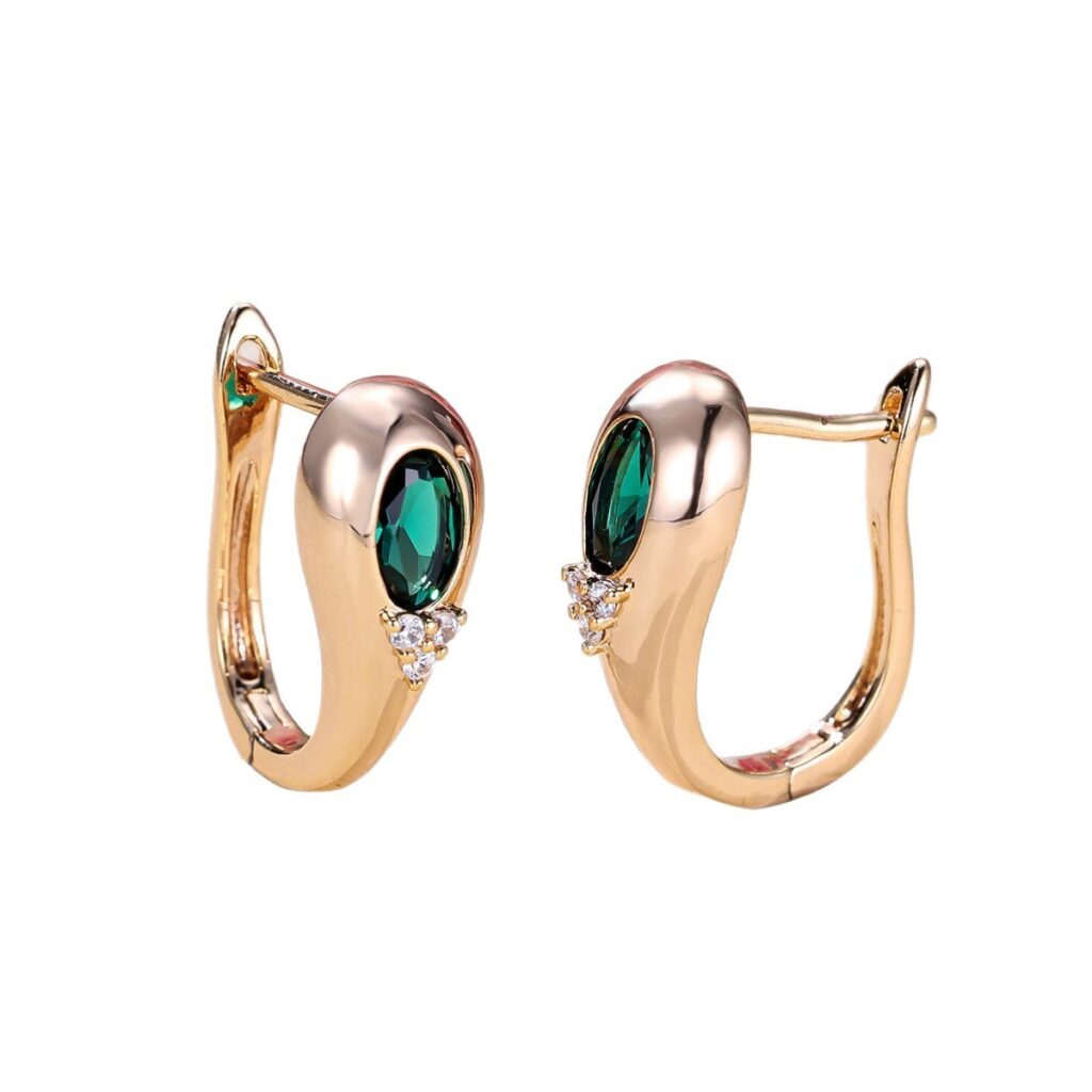 Emerald-cut Diamond With White Diamond Ear Clips